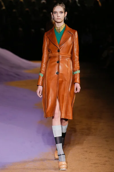 Look 20